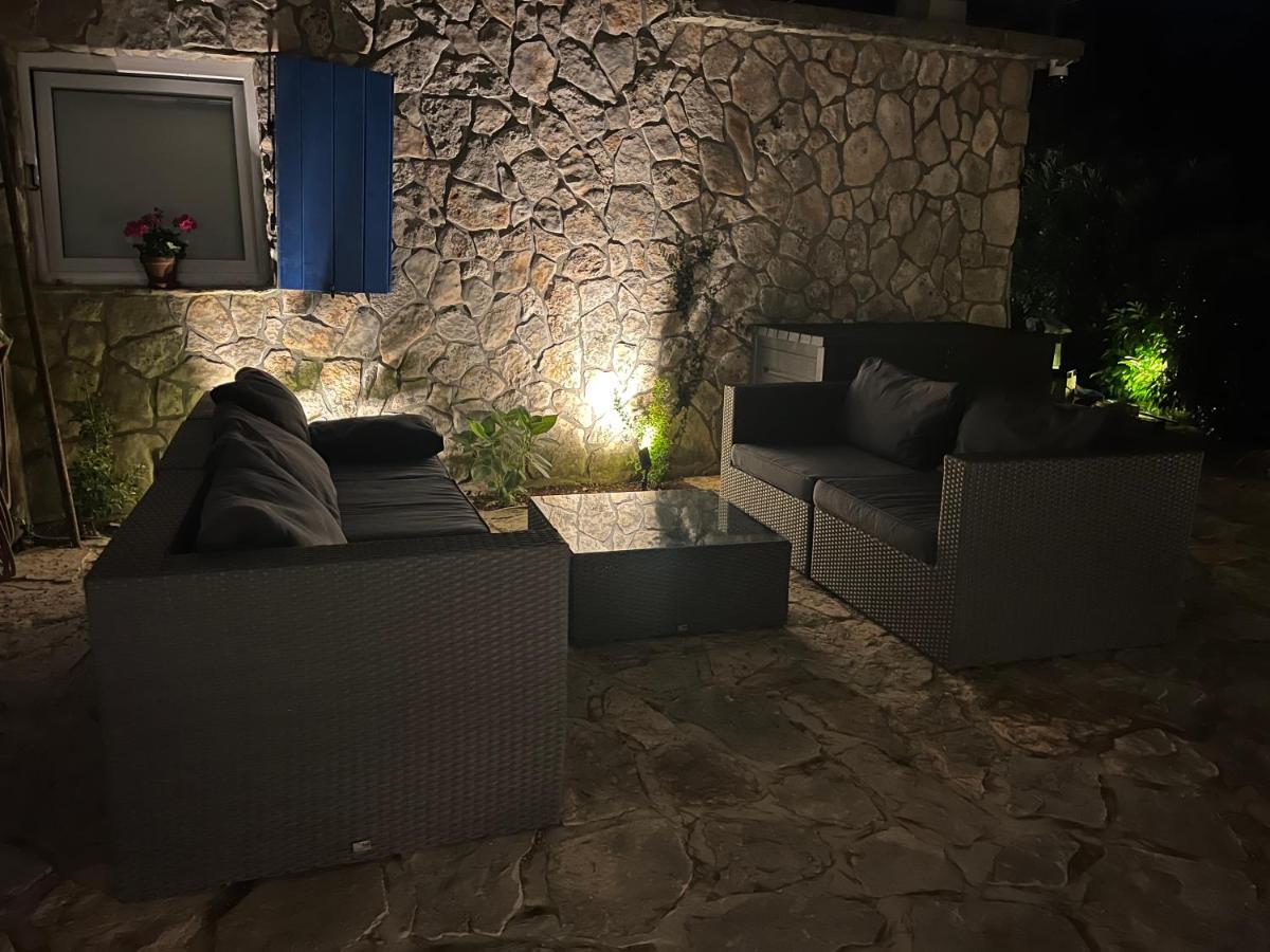 Blue Penguin Apartment Pinezici  Ngoại thất bức ảnh